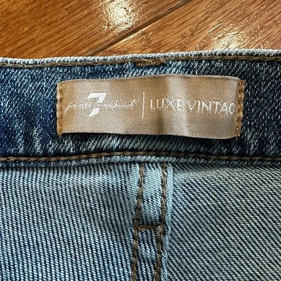 🎉 NWOT 🎉 7 For All Mankind High-Waisted Slim Kick Must Capri Size 28 - Picture 6 of 9